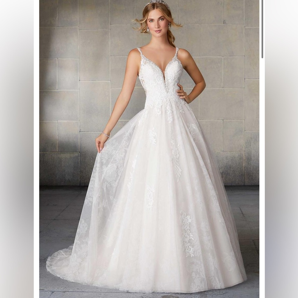 Mori Lee - Sakura